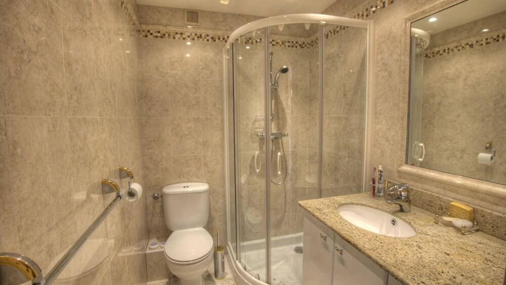 Studio 3 Etoiles Vue Mer 150M Plages Parking Clim Wifi 칸느 외부 사진