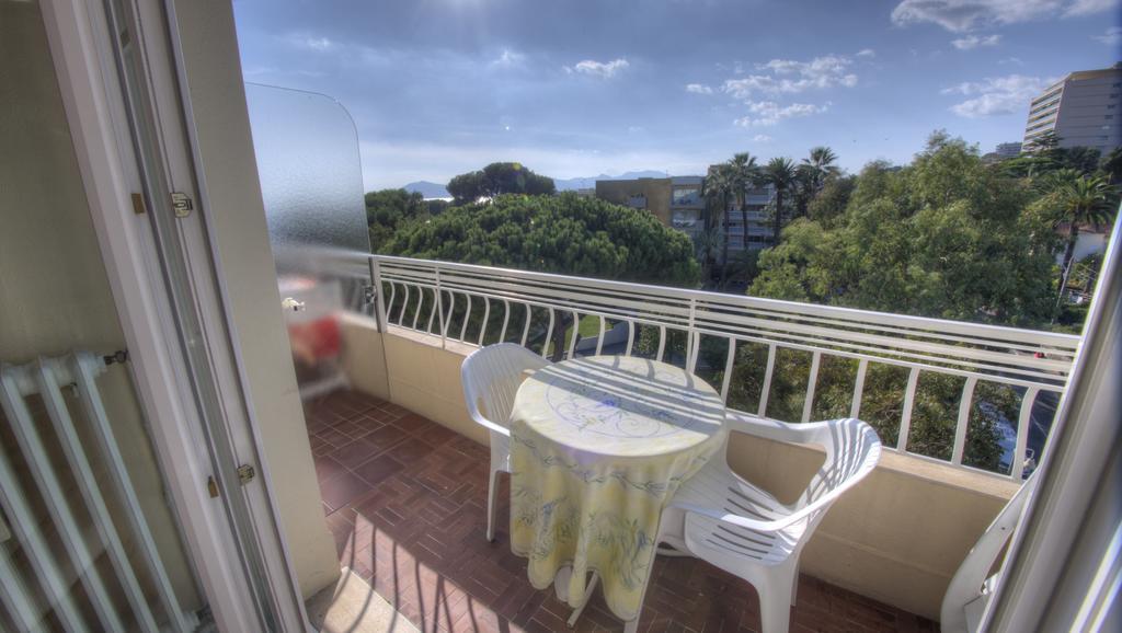 Studio 3 Etoiles Vue Mer 150M Plages Parking Clim Wifi 칸느 객실 사진