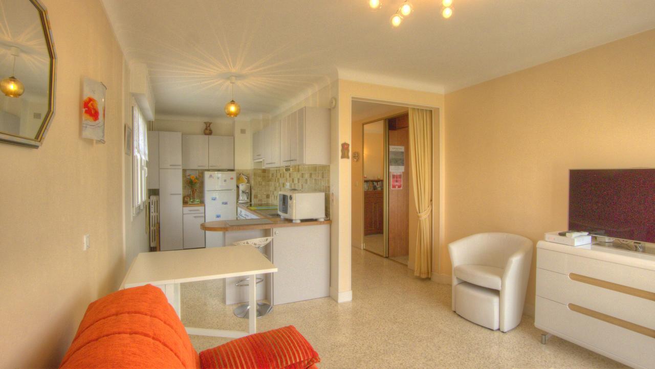 Studio 3 Etoiles Vue Mer 150M Plages Parking Clim Wifi 칸느 외부 사진