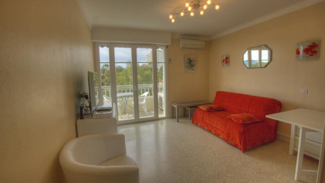 Studio 3 Etoiles Vue Mer 150M Plages Parking Clim Wifi 칸느 외부 사진